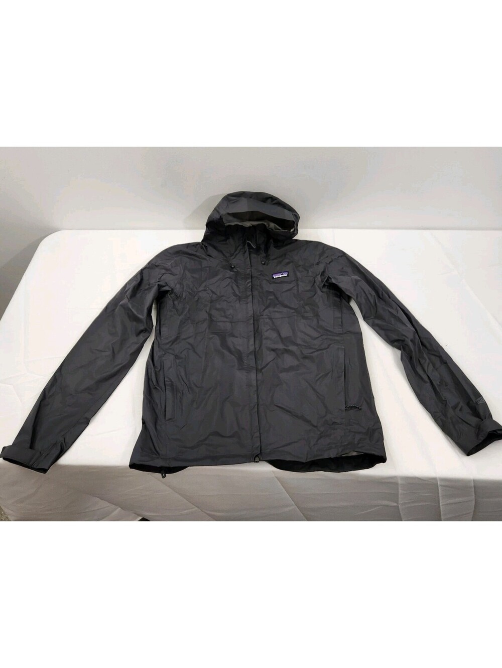 Patagonia Men's Medium Torrentshell Full Zip Rain Jacket Gray Waterproof Coat